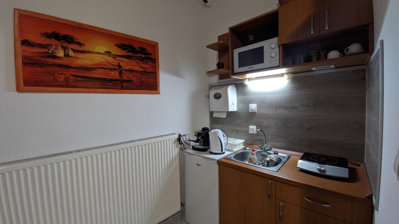 Central Apartman Gyula Exteriér fotografie