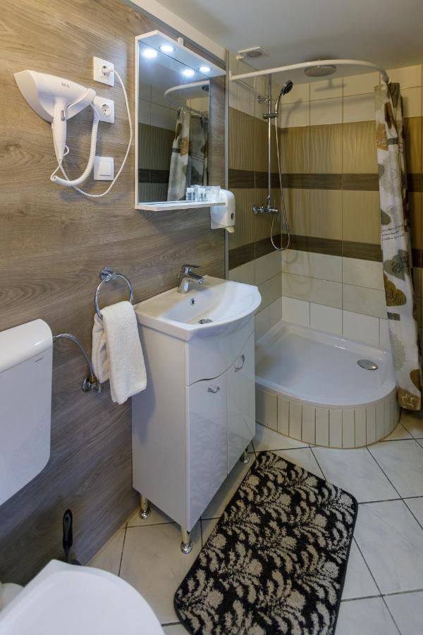 Central Apartman Gyula Exteriér fotografie