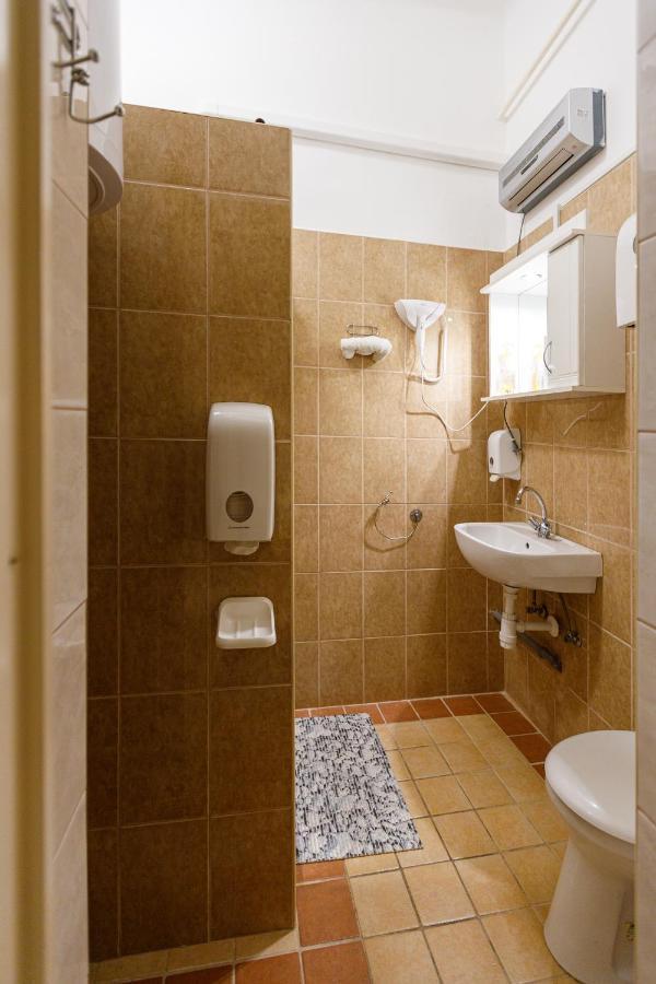 Central Apartman Gyula Exteriér fotografie