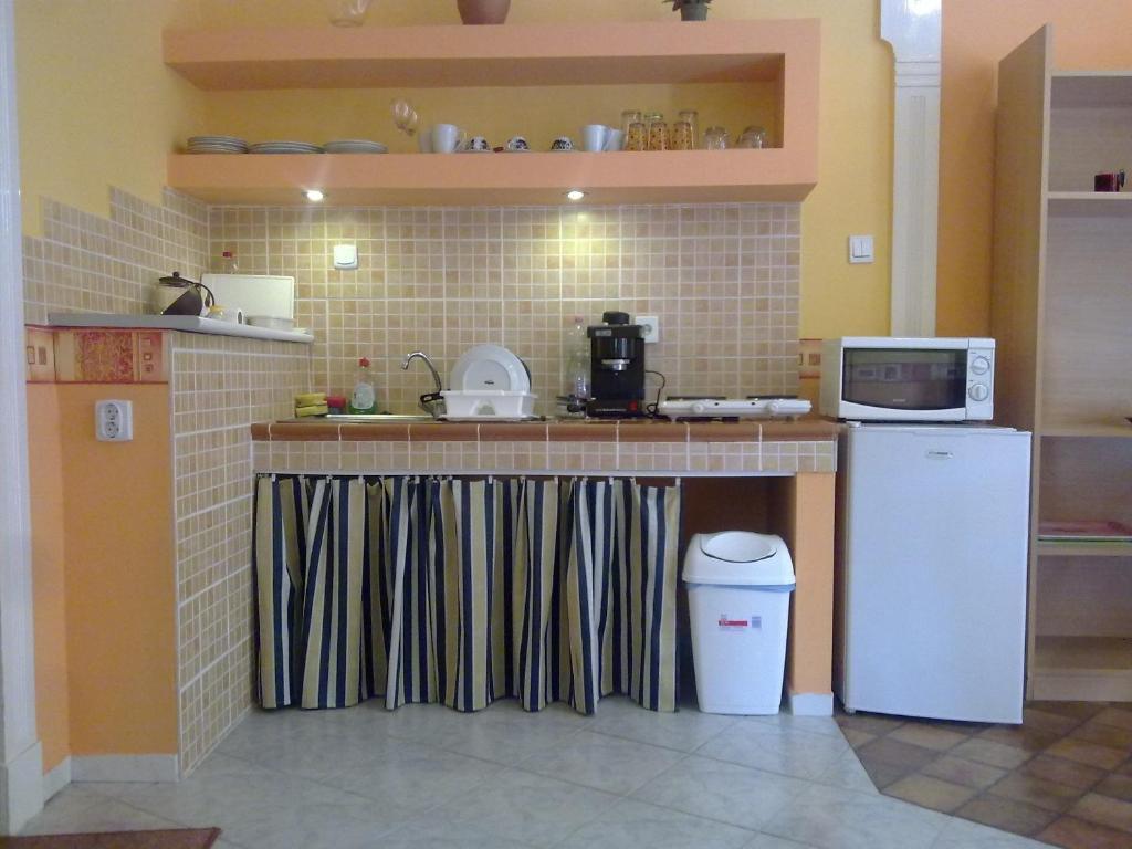 Central Apartman Gyula Pokoj fotografie